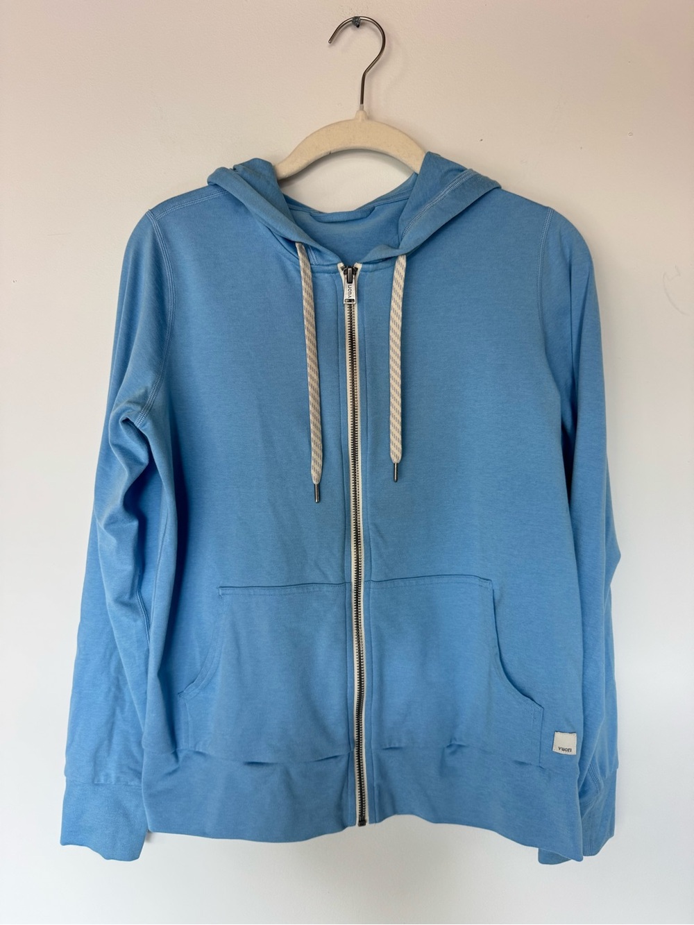 Vuori Halo Performance Hoodie 2.0- Spring Heather